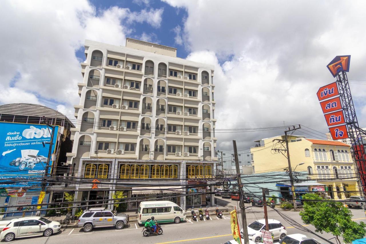 Montree Phuket Hotel, Sha Extra Plus Exterior foto