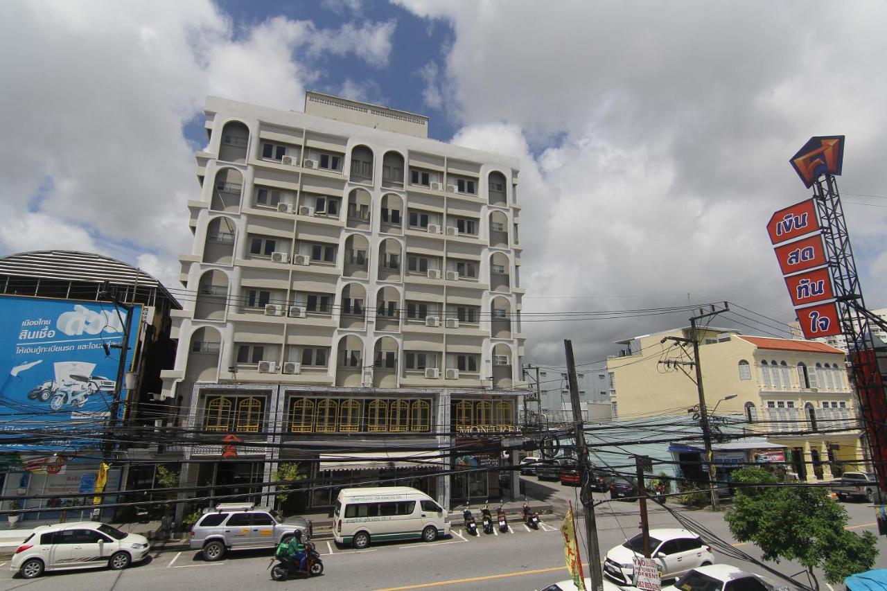 Montree Phuket Hotel, Sha Extra Plus Exterior foto