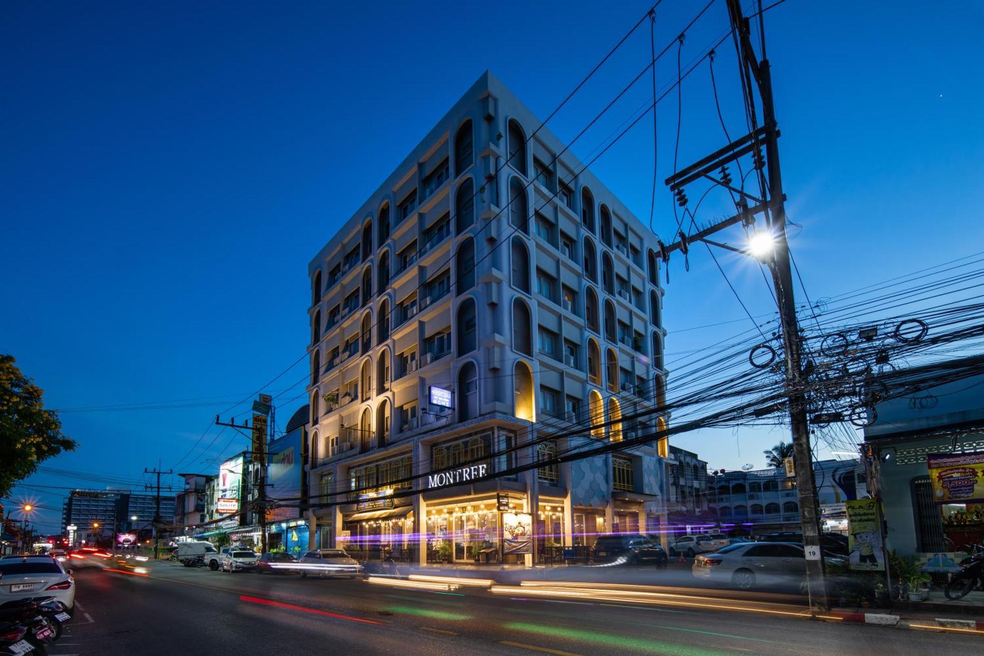 Montree Phuket Hotel, Sha Extra Plus Exterior foto