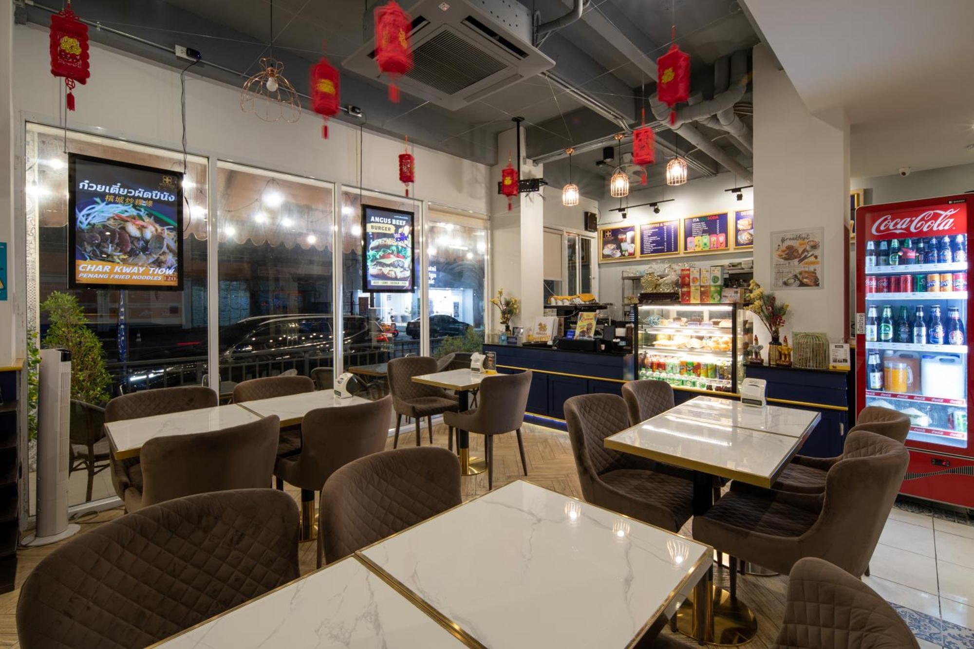Montree Phuket Hotel, Sha Extra Plus Exterior foto